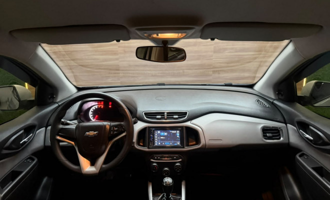 GM - Chevrolet ONIX HATCH LT 1.0 8V FlexPower 5p Mec. 2019-3