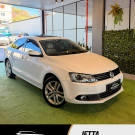 VW - Jetta Highline 2.0 TSI 16V 4p Tiptronic 2014-0