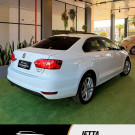 VW - Jetta Highline 2.0 TSI 16V 4p Tiptronic 2014-4