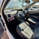 Toyota ETIOS XLS 1.5 Flex 16V 5p Mec. 2013 Flex-6