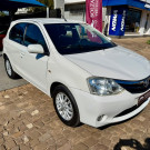 Toyota ETIOS XLS 1.5 Flex 16V 5p Mec. 2013 Flex-1