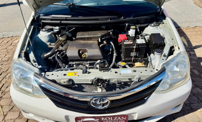 Toyota ETIOS XLS 1.5 Flex 16V 5p Mec. 2013 Flex-11