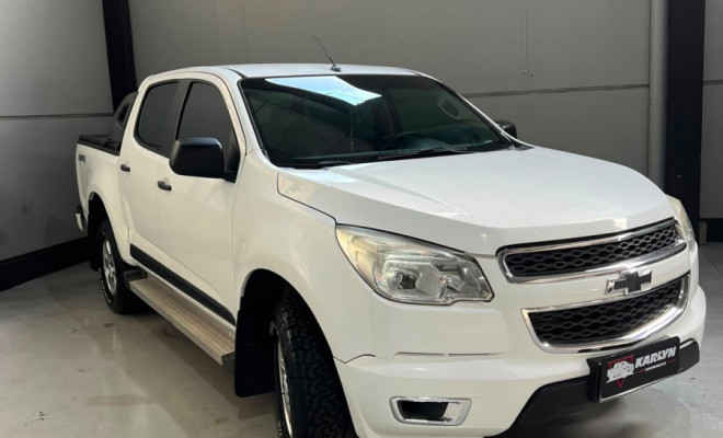 GM - Chevrolet S10 Pick-Up LS 2.8 TDI 4x4 CD Dies. Mec. 2014 Flex-6