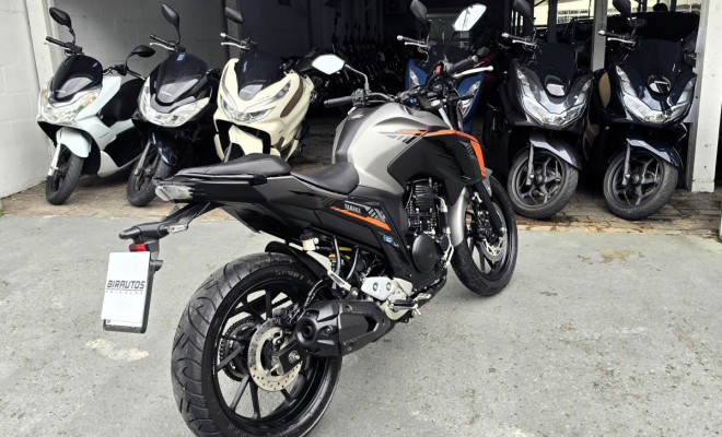 Yamaha FZ25 2025 | 250cc | ABS | Full LED | Guarujá-3