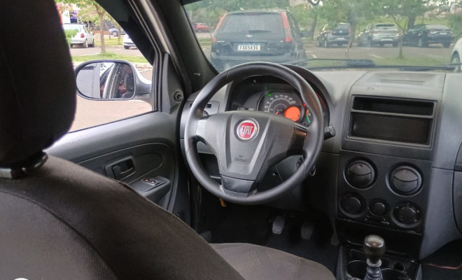 Fiat Palio Celebration 1.0 Fire Flex 8V 4p 2015 Flex-6