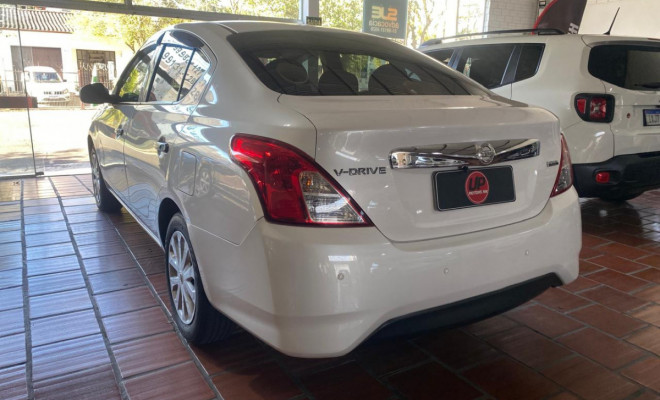 Nissan VERSA V-DRIVE Esp.Ed. 1.6 16v Flex Aut. 2021 Flex-0