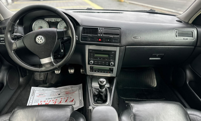VW - VolksWagen Golf Sportline 1.6 Mi Total Flex 8V 4p 2012 Flex-6