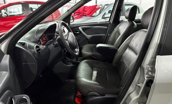 Renault LOGAN Expres./Exp. UP Hi-Flex 1.6 16V 4p 2013 Flex-9