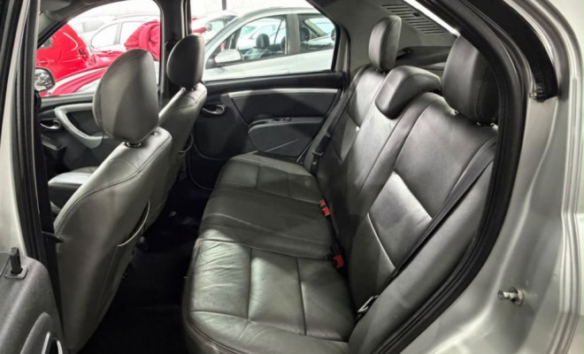 Renault LOGAN Expres./Exp. UP Hi-Flex 1.6 16V 4p 2013 Flex-10