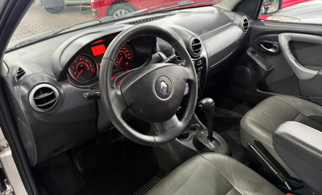 Renault LOGAN Expres./Exp. UP Hi-Flex 1.6 16V 4p 2013 Flex-6