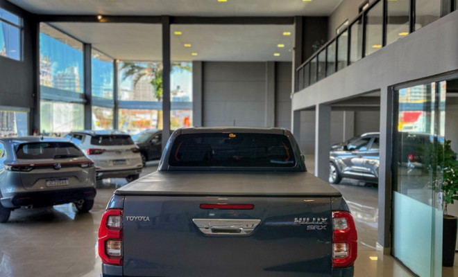Toyota Hilux CD SRX Limited 4x4 2.8 TDI Die.Aut 2023 Diesel-0