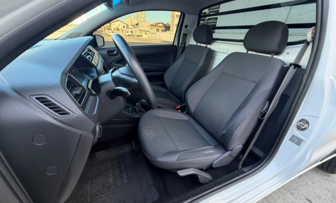 VW - VolksWagen Saveiro Robust 1.6 Total Flex 8V 2023 Flex-6