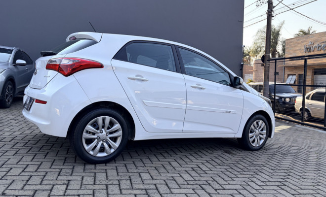 Hyundai HB20 C.Style/C.Plus 1.6 Flex 16V Aut. 2017 Flex-0