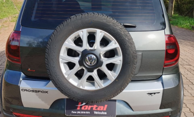 VW - VolksWagen CROSSFOX 1.6 Mi Total Flex 8V 5p 2014 Flex-8