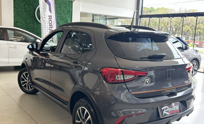 Fiat ARGO TREKKING 1.3 8V Flex Aut. 2025 Flex-7