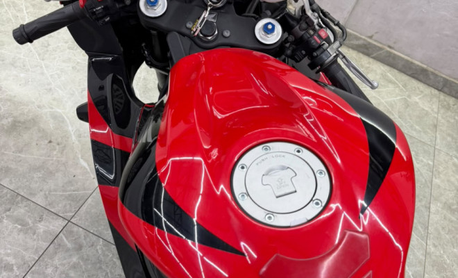 HONDA CBR 600 RR 2007 Gasolina-20