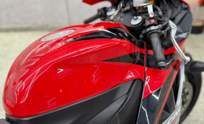 HONDA CBR 600 RR 2007 Gasolina-11