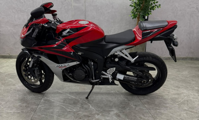 HONDA CBR 600 RR 2007 Gasolina-1