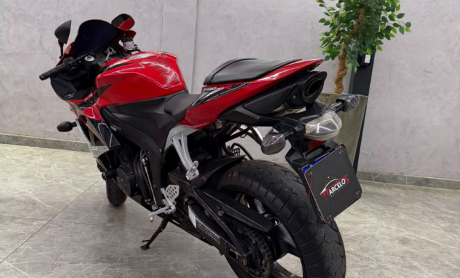 HONDA CBR 600 RR 2007 Gasolina-17