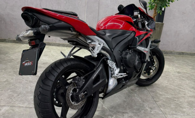 HONDA CBR 600 RR 2007 Gasolina-18