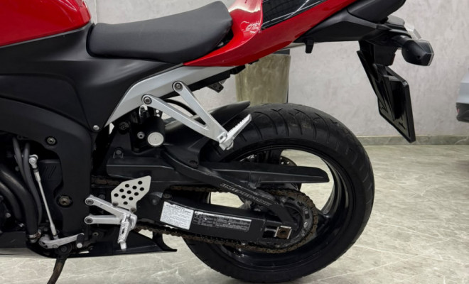 HONDA CBR 600 RR 2007 Gasolina-16