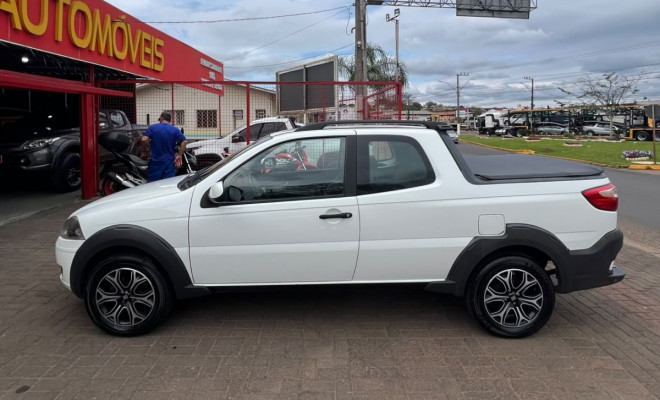 Fiat Strada Trekking 1.6 16V Flex CD 2015 Flex-0