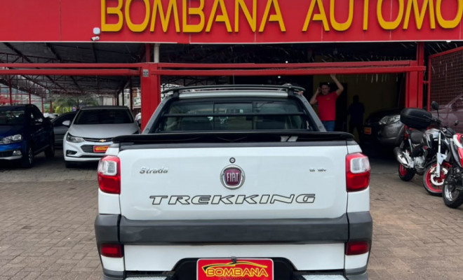 Fiat Strada Trekking 1.6 16V Flex CD 2015 Flex-2
