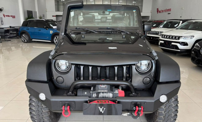 Jeep Wrangler Unlimited Sport 3.6 V6 2015 Gasolina-1
