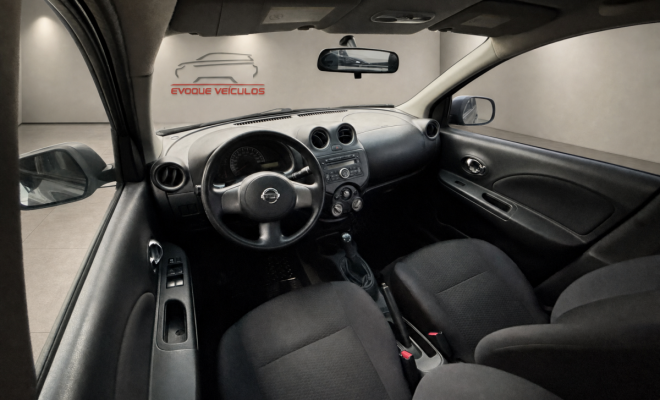 Nissan MARCH SV 1.6 16V Flex Fuel 2013 Flex-4