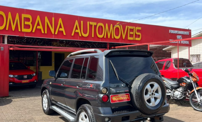 Mitsubishi Pajero TR4 GLS 2.0 Flex 16V 4x4 Mec. 2009 Flex-0