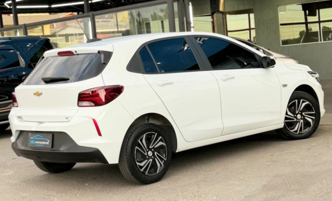GM - Chevrolet ONIX HATCH LT 1.0 12V Flex 5p Mec. 2024 Flex-3
