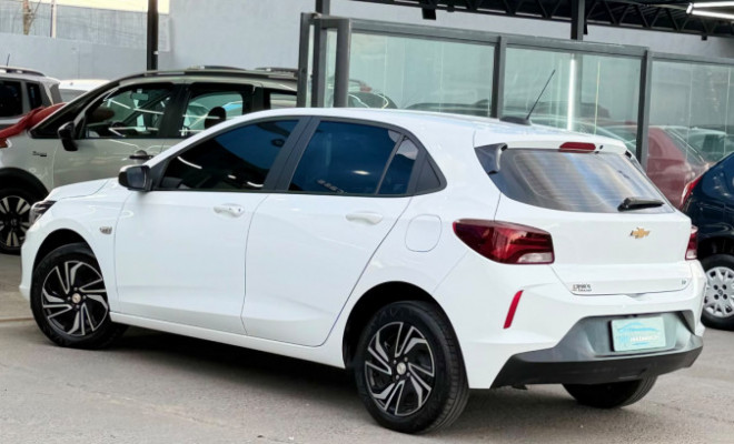 GM - Chevrolet ONIX HATCH LT 1.0 12V Flex 5p Mec. 2024 Flex-2