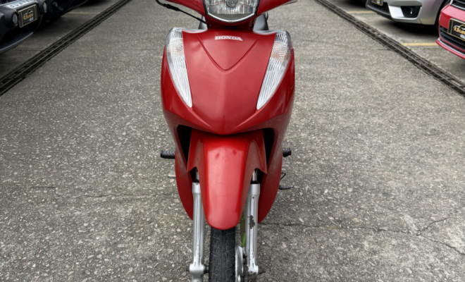 HONDA BIZ 125 ES 2011-4