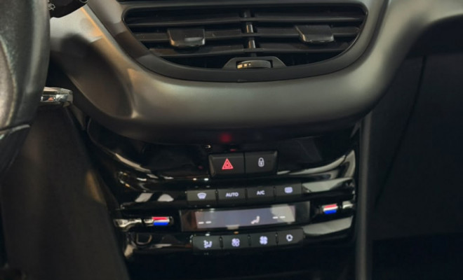Peugeot 308 Griffe 1.6 Turbo Flex 16V 5p Aut. 2016 Flex-8