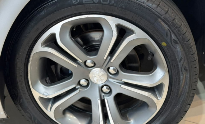 Peugeot 308 Griffe 1.6 Turbo Flex 16V 5p Aut. 2016 Flex-14