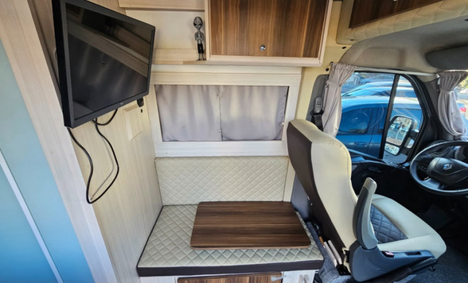 MOTOR-CASA MICROONIBUS 2014 Diesel-3