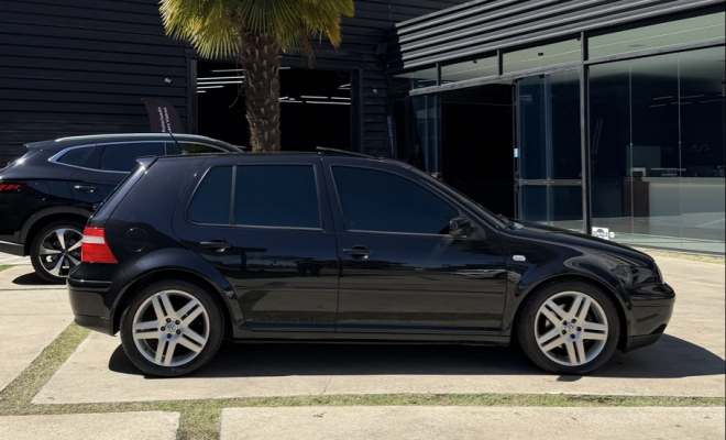 VW - VolksWagen Golf GTi 1.8 Mi 180/193cv Turbo 4p Mec. 2004 Gasolina-8