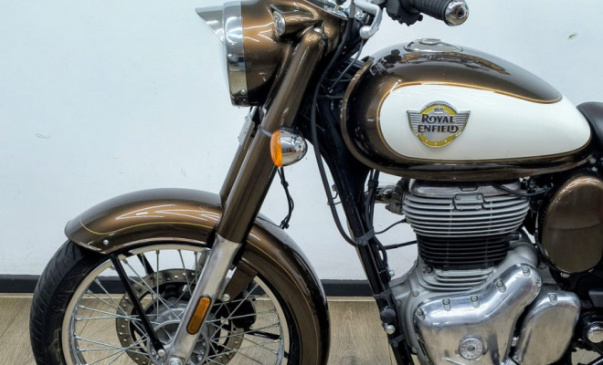 Royal Enfield Classic 350 Heritage 2026 Gasolina-7