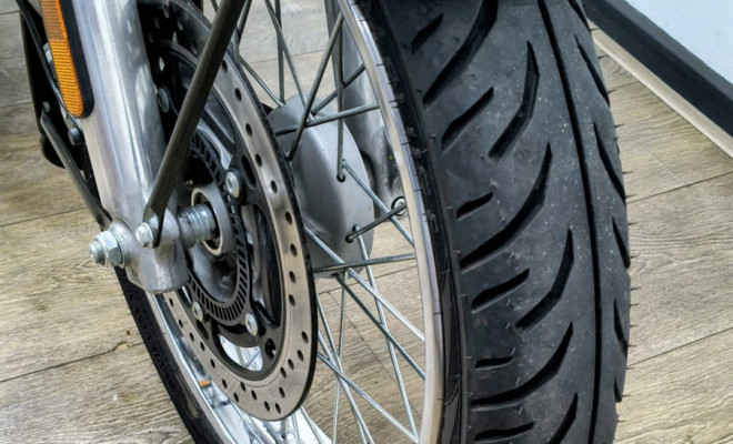 Royal Enfield Classic 350 Heritage 2026 Gasolina-12