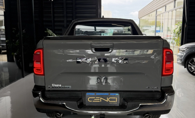 RAM RAMPAGE LAR. HURR. 4 2.0 TB CD 4X4  Aut. 2024 Gasolina-8