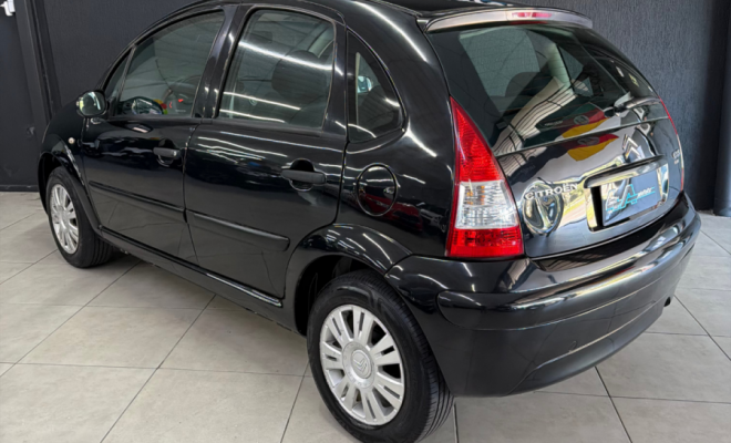 Citroën C3 GLX 1.4/ GLX Sonora 1.4 Flex 8V 5p 2011 Flex-9