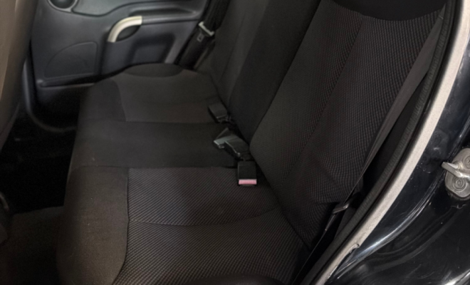 Citroën C3 GLX 1.4/ GLX Sonora 1.4 Flex 8V 5p 2011 Flex-8