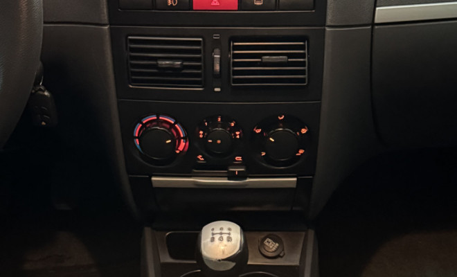 Fiat Palio Weekend ELX 1.4 mpi Fire Flex 8V 2008 Flex-10