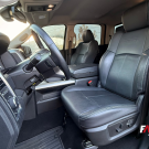 RAM CLASSIC LARAMIE 5.7 CD V8 4X4 Aut. 2023 Gasolina-2