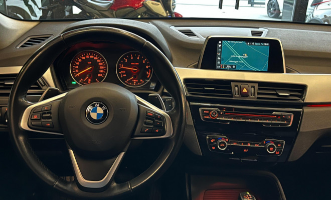 BMW X1 SDRIVE 20i X-Line 2.0 TB Active Flex 2018 Flex-2