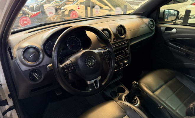 VW - VolksWagen Saveiro CROSS 1.6 Mi Total Flex 8V CE 2014 Flex-5
