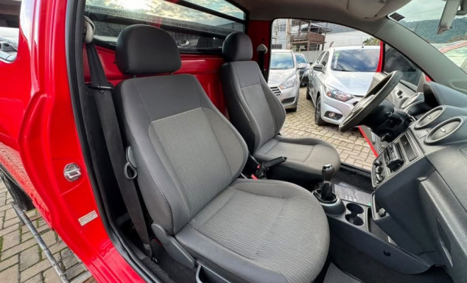 VW - VolksWagen Nova Saveiro CS 2014 Flex-8