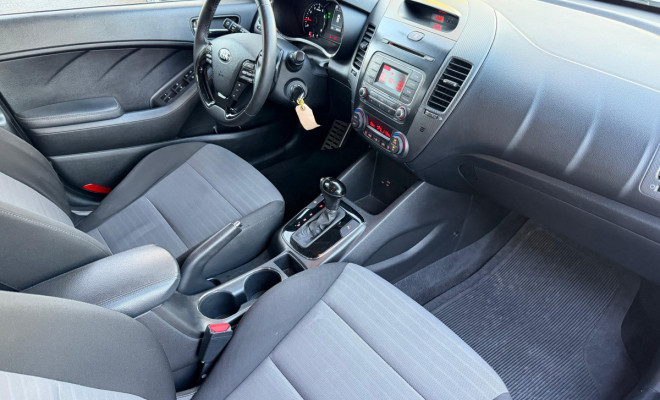 Kia Motors Cerato 1.6 16V  Flex  Aut. 2018 Flex-5