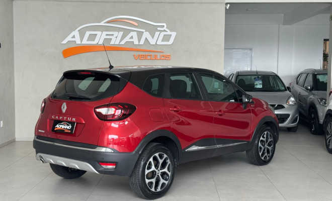 CAPTUR Intense Bose 1.6 Aut. 2021 - Só 61 Mil Km, Completíssima e Top de Linha!-2