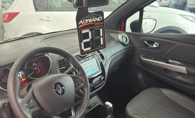 CAPTUR Intense Bose 1.6 Aut. 2021 - Só 61 Mil Km, Completíssima e Top de Linha!-7